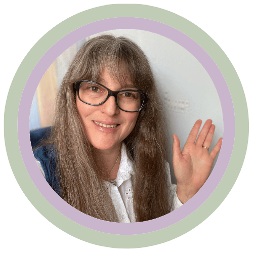 neuro-affirming online Tutor Lucinda Curran - tutoring.lucindacurran.com